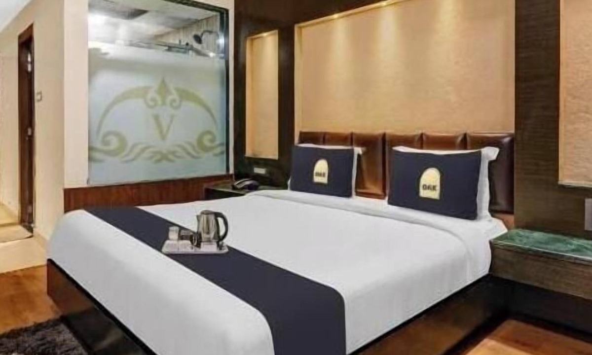 Misrikh Hotel | The Vishwanath Palace