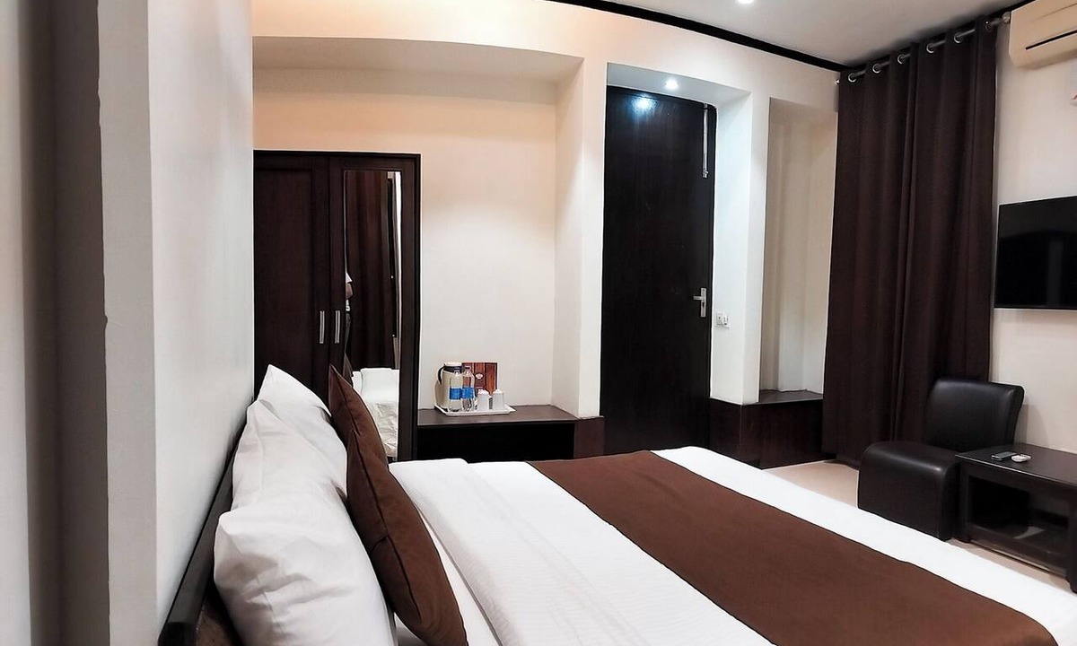 Kalka Hotel | The Wind Cross Hotel