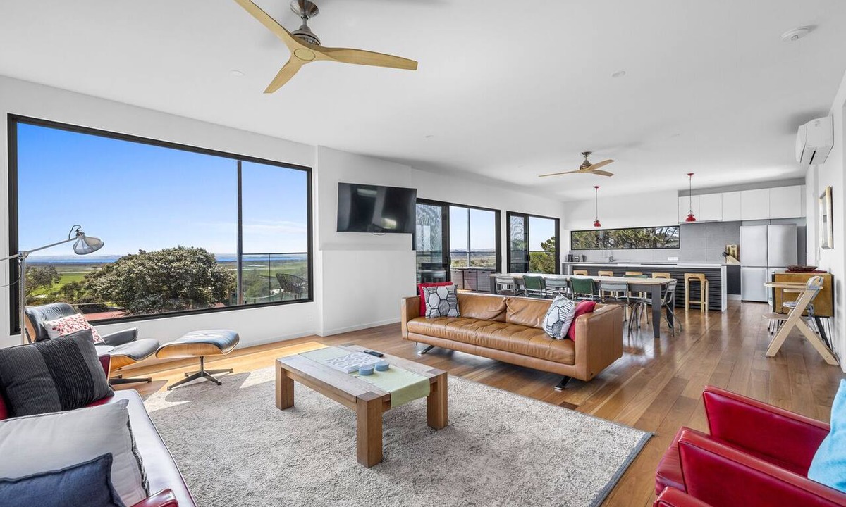 Venus Bay House | This w/end $962. Walk to beach and shops. Wifi. Dedicated games room.
