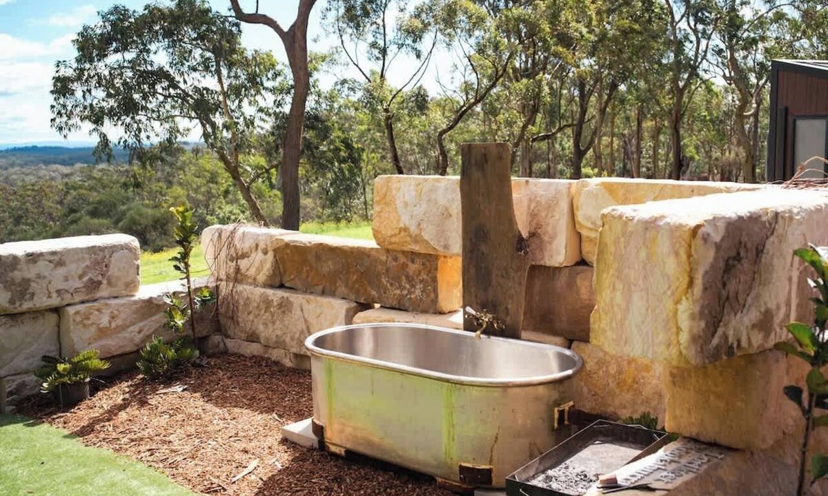 Canoelands House | Tiny House w/Hot Tub Secret Gem
