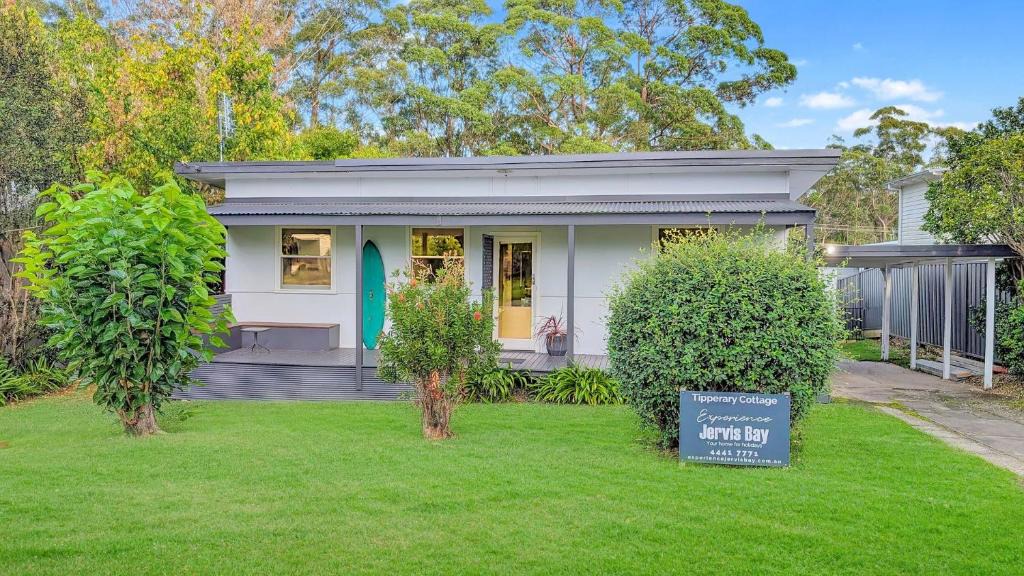 Huskisson House | Tipperary Cottage by Experience Jervis Bay