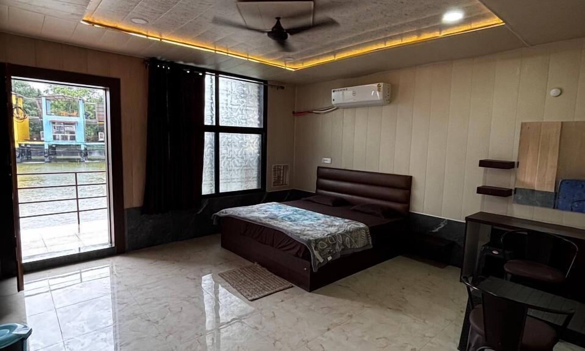 Basoda Hostel | Tomar Paradise Resort