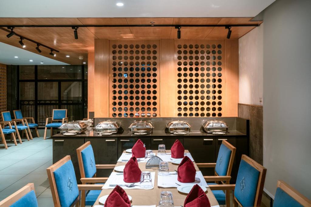 Ernakulam South Hotel | Townbridge Hotels & Suites