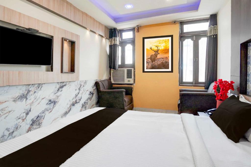 Kanpur Hotel | Townhouse Bada Chauraha Metro Station Kanpur