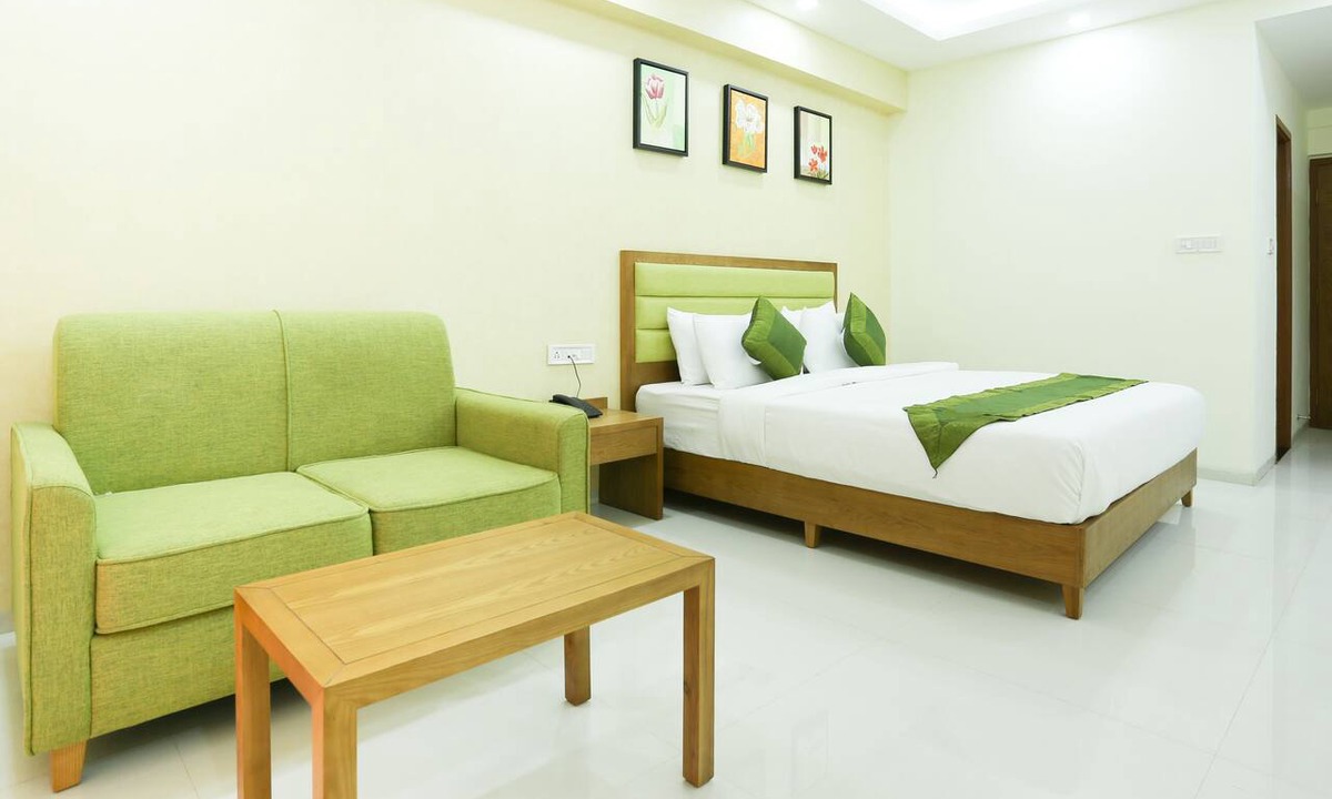 Bommasandra Hotel | Treebo The Galaxy Bommasandra