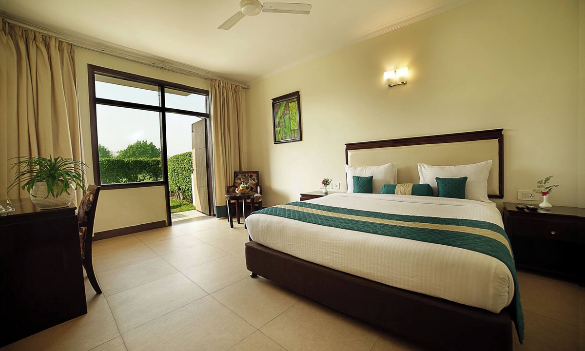 Behror Hotel | TreeHouse Sunrise Resort & Caravan Park