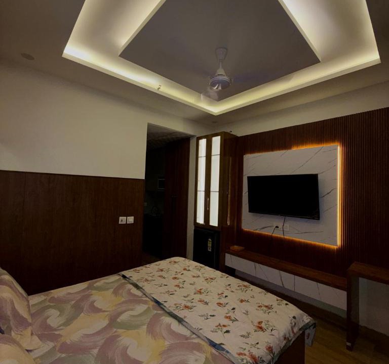 Greater Noida House | Urban Stays