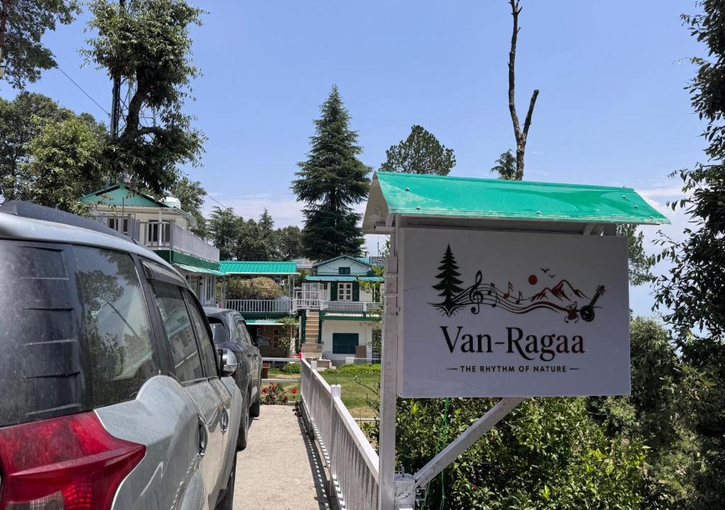Pauri House | Van Ragaa