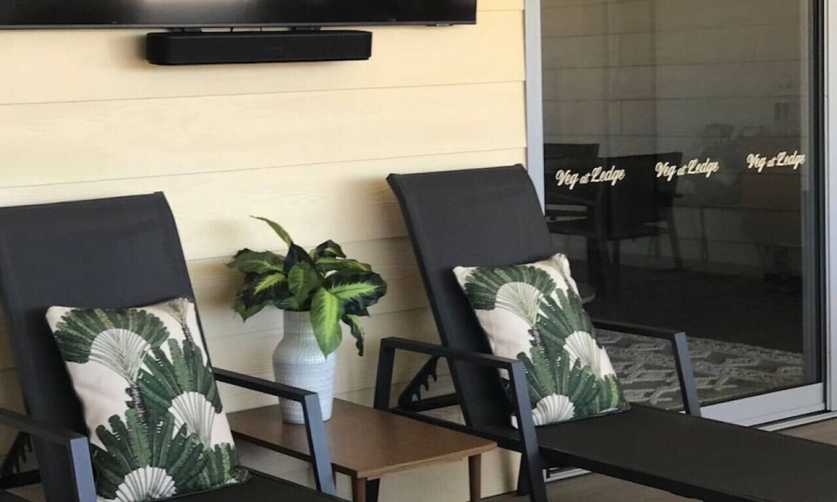 Ledge Point Apartment | Veg at Ledge in total comfort & relaxation