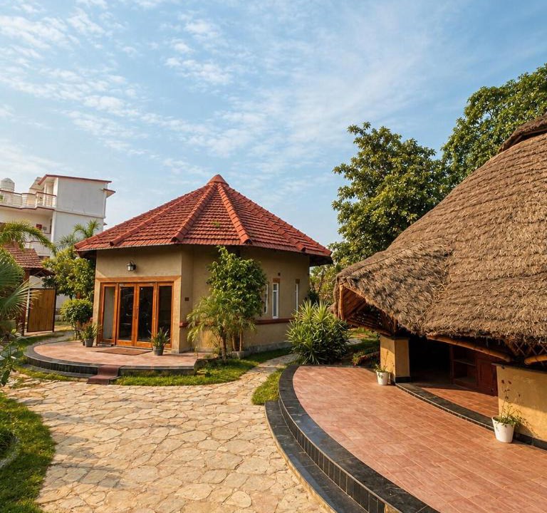 Bara Banki Villa | Venu Vasundhara Baans Gaon