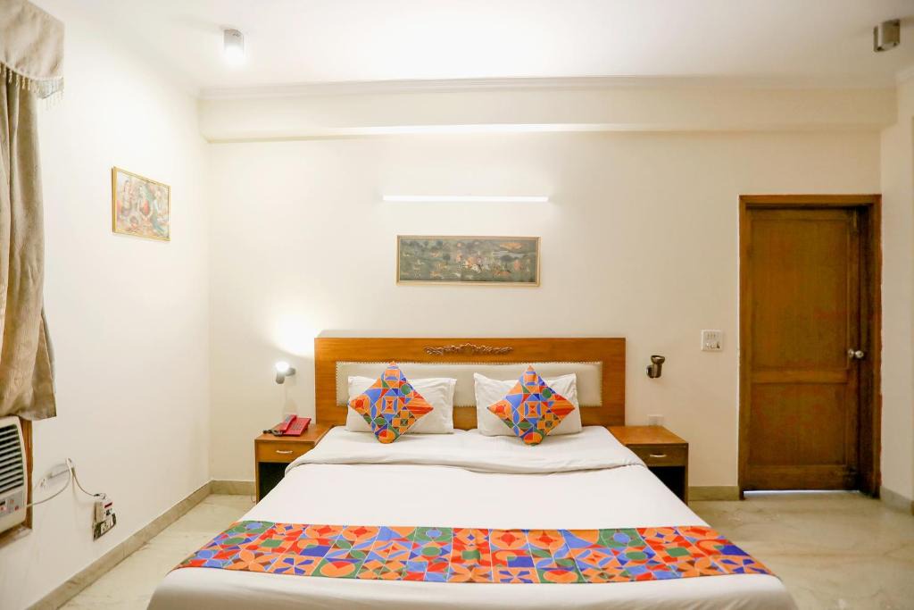 DLF City Hotel | Via Primero MGF