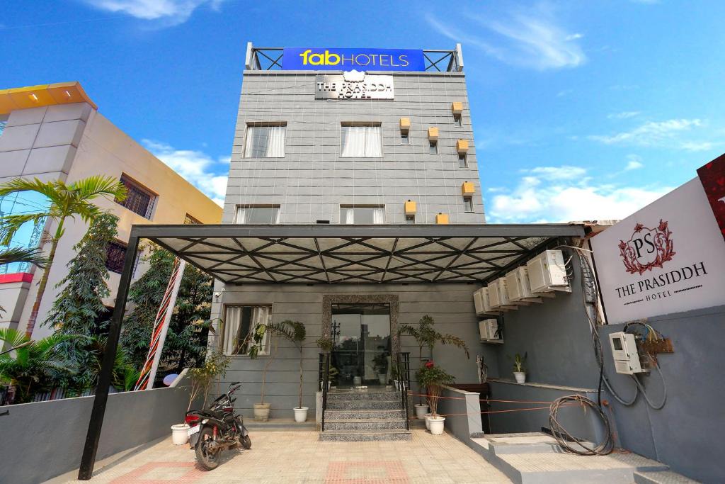 Sikandra Hotel | Via The Prasiddh