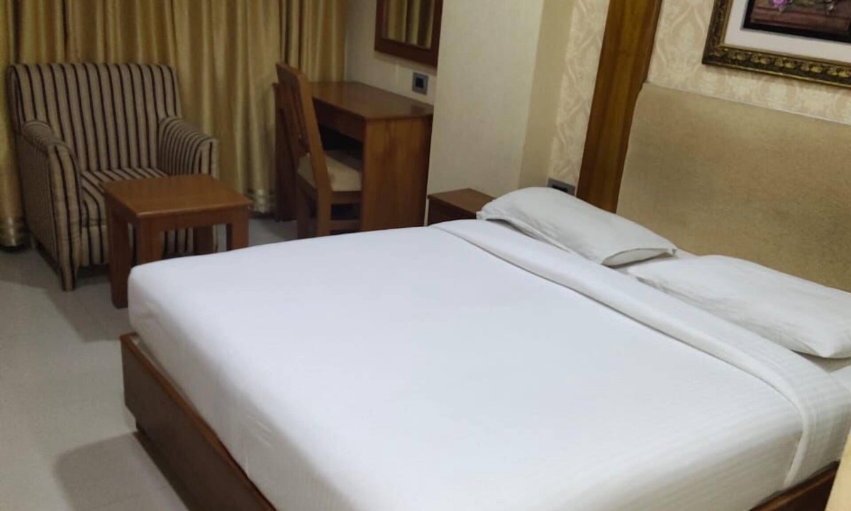 Guindy Hotel | vijay park alandur