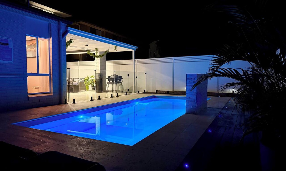 Cranebrook House | Villa Lapwing | Premium Home Near Blue Mountains & Sydney