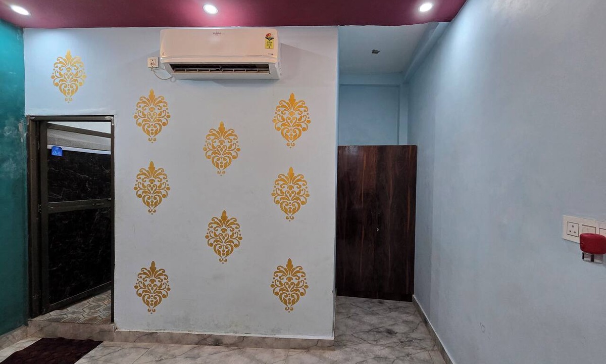 Ayodhya House | VIP Inn