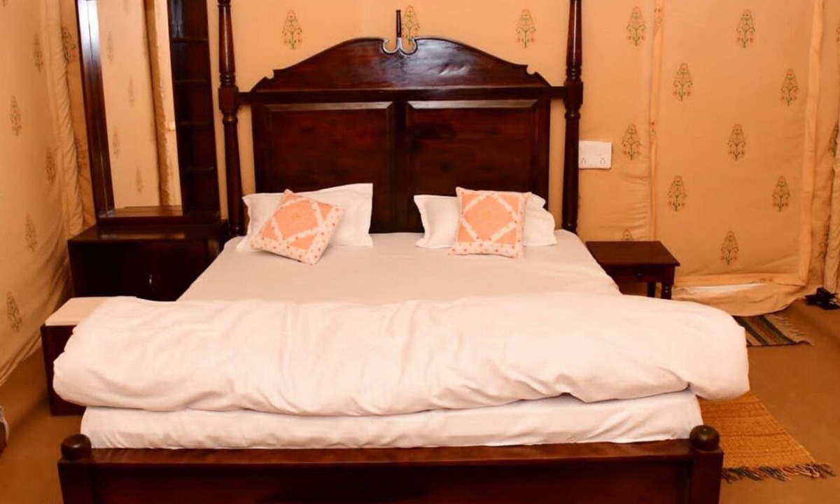 Kanoi Hotel | Vishco Paradise Resort