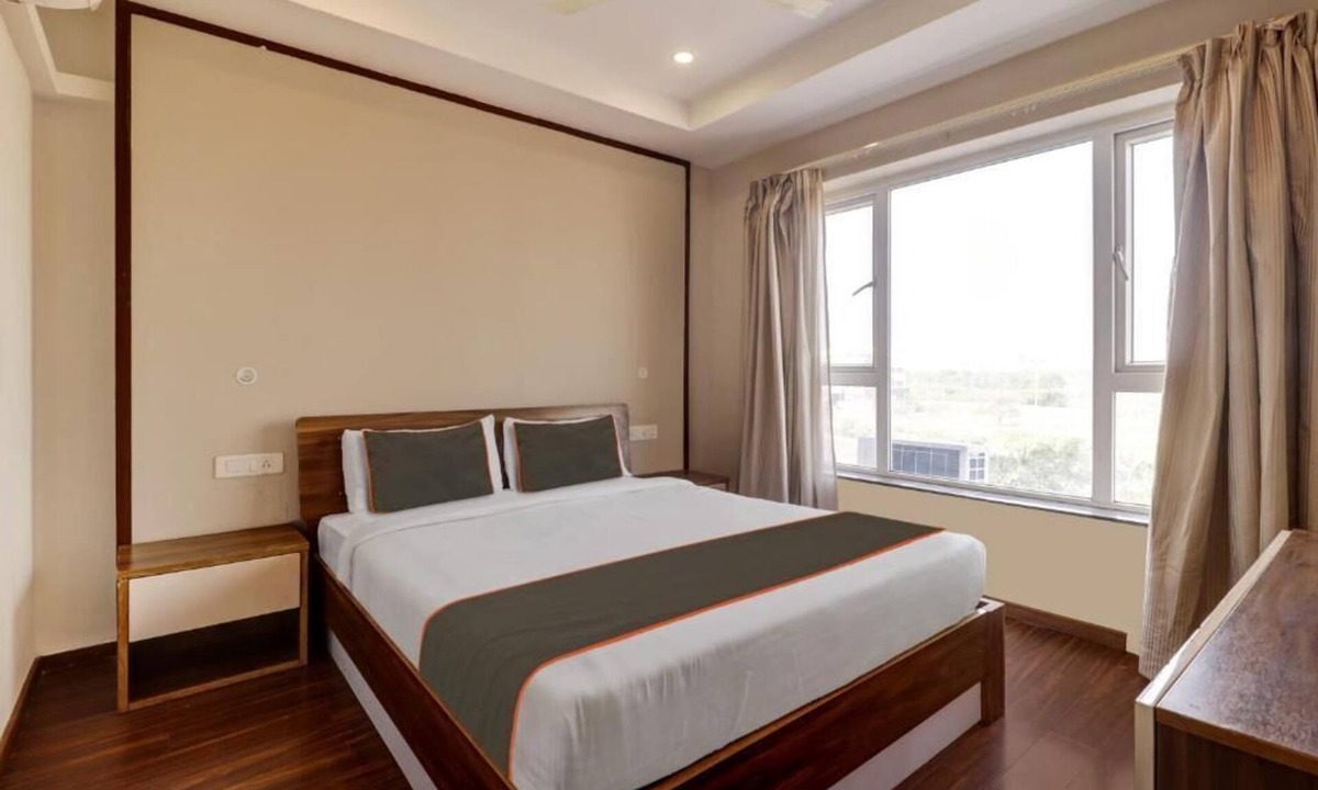 Bagalkot Hotel | VITS Select Kailash Inn