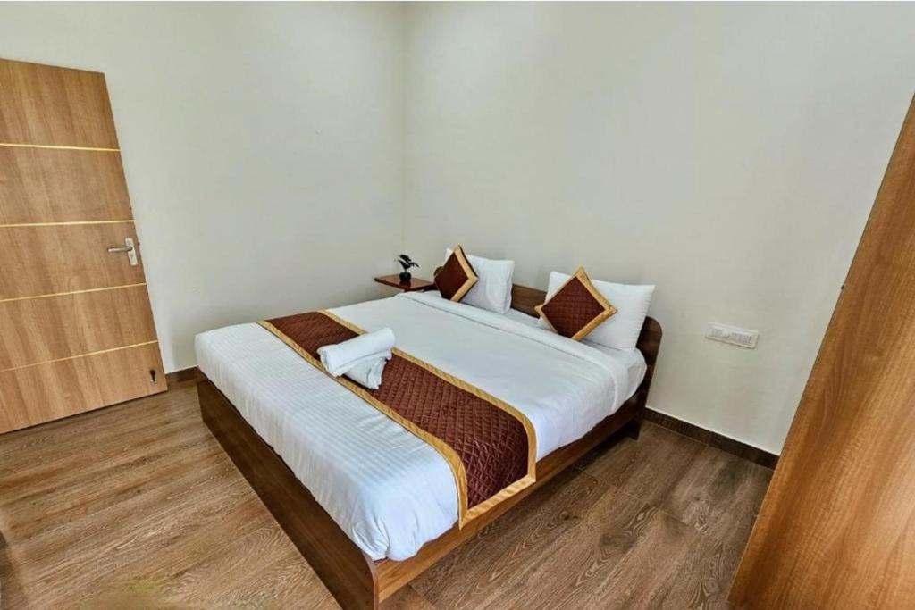 Kuppaayil Apartment | Vridavanam Apartment