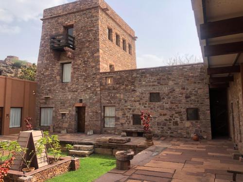 Aihole Hotel | Wada1