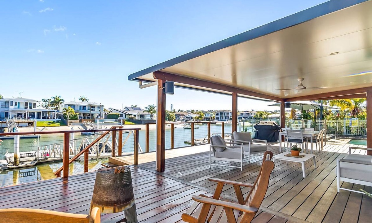 Mooloolaba House | Waterfront Retreat in the heart of Mooloolaba