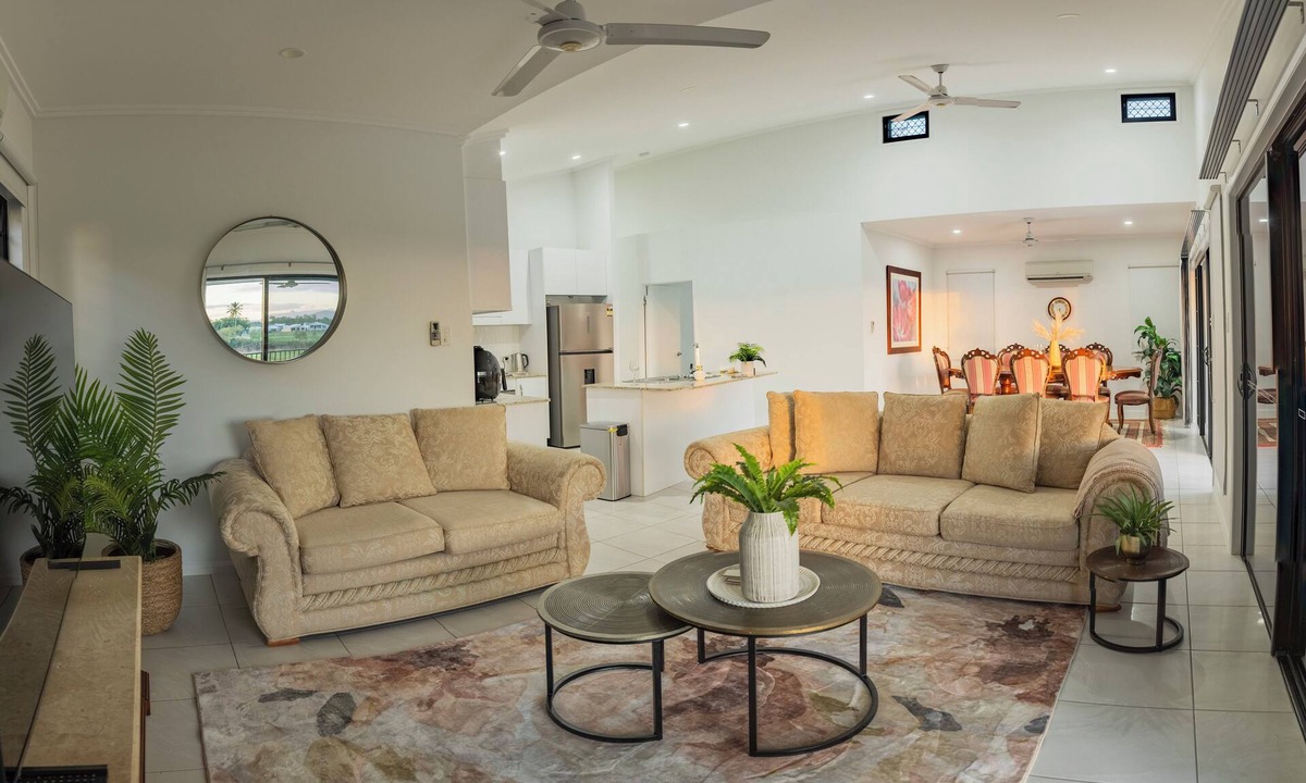 Oonoonba House | Welcome River View Haven, your stylish retreat in the heart of Townsville!
