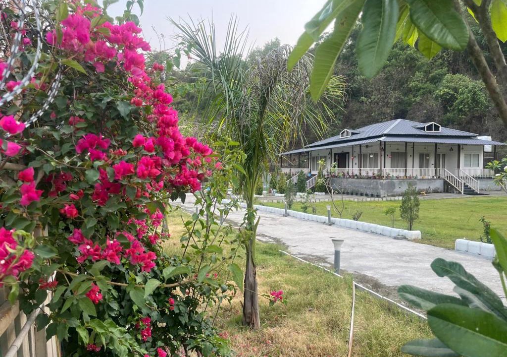 Bullawala Villa | Westeria Riverside Cottage