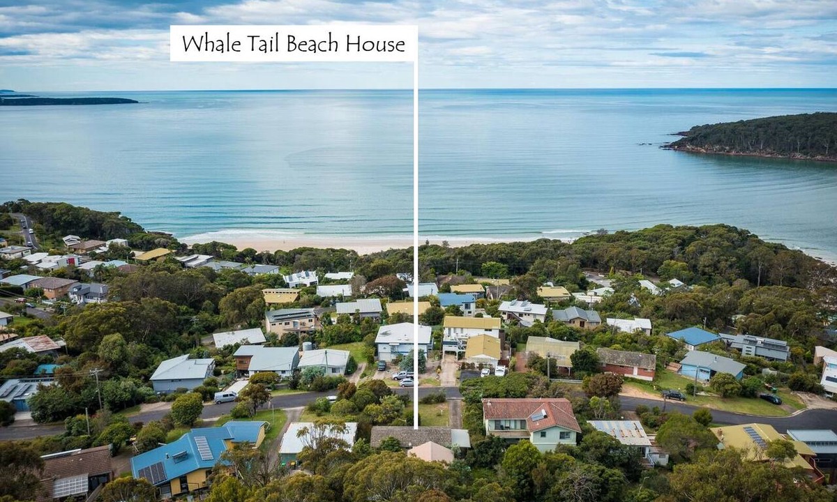 Pambula Beach House | Whale Tail Beach House - 5 min walk to Dog Beaches & Pambula River!