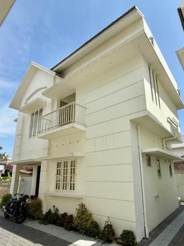 Alappuzha Villa | Zara Homes
