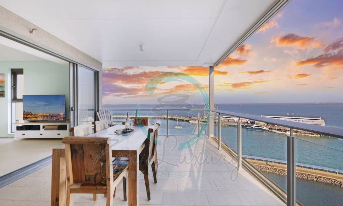 Darwin City Centre Apartment | Zen Point Penthouse Private Top-floor 3BR Panoramic Ocean Harbour Views Darwin Waterfront
