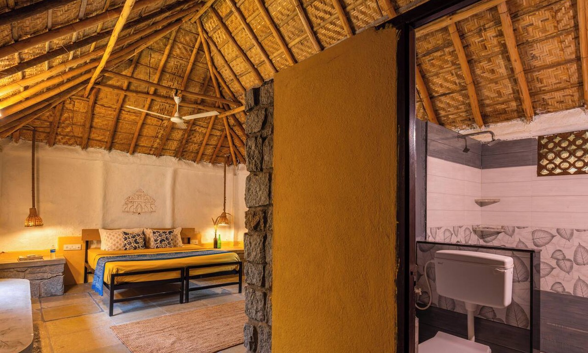 Gangavathi Hostel | Zostel Hampi (Gangavathi)