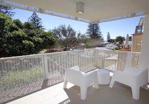19 Hume Parade unit 1 Currimundi QLD 4551 in CURRIMUNDI