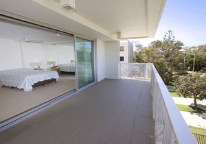 19 Hume Parade unit 2 Currimundi QLD in CURRIMUNDI