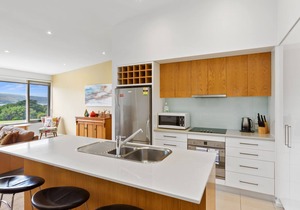 Apollo Blue 14 - Central Position, Picturesque Views in Apollo Bay