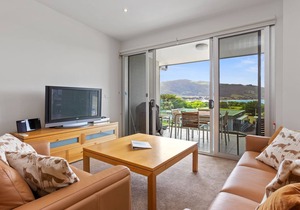 Apollo Blue 14 - Central Position, Picturesque Views in Apollo Bay