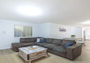 BEACHSIDE BUNGALOW THAT TICKS ALL THE BOXES in WOORIM