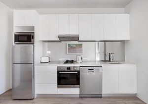 Bondi Beach Studio Penthouse Suite + Balcony in Sydney