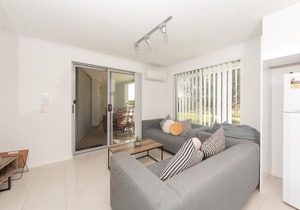 Lakeview Apartments B2 Suite 18 in Rockingham