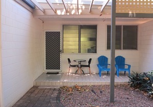 "LOYANG APARTMENT 2" in Arcadia in Arcadia