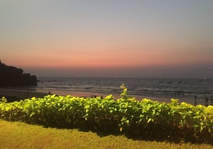 Luxurious Modern 2 Bedroom & 2 Bath Pool Villa- in Nerul near Candolim/Calangute in Nerul