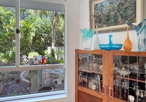 Maggies Beachfront Apt. 2 in Horseshoe Bay