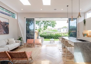 Modern Luxury Minutes From Coogee Beach in Randwick