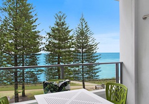 Rainbow Pacific Unit 12 in Gold Coast