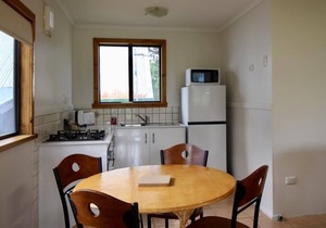Riverscape Cottage No.3 - Riverscape - unit 3 is an easy walk to the Blackwood River in Augusta