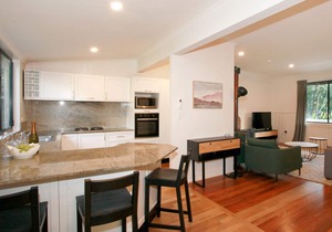 Sahara Trails 3 Bedroom House - Coastal farmhouse escape, with horse riding at your door! in Anna Bay
