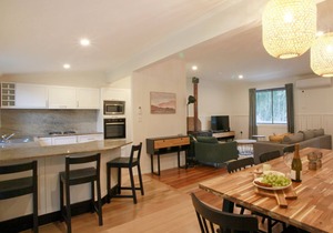 Sahara Trails Complex - Coastal countryside escape for the extended family - with horse riding! in Anna Bay