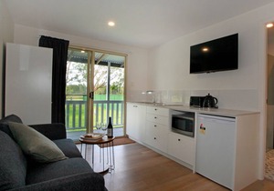 Sahara Trails Complex - Coastal countryside escape for the extended family - with horse riding! in Anna Bay