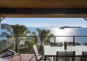 Shorelines 23 On Hamilton Island in Hamilton Island