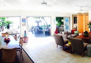 Tali Oak Beach House in Oak Beach