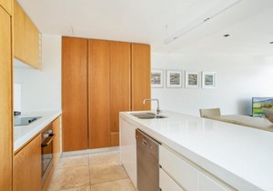 Unit 203 Plantation - Rainbow Beach, Plantation Resort Top Floor, Aircon, Free Wi-Fi in Rainbow Beach
