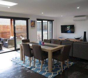 Ben Place Modern 